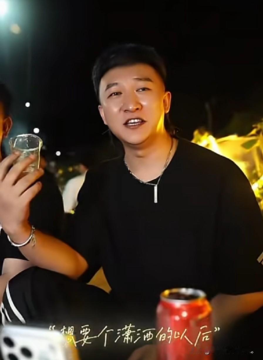 小故事！这二子以温柔善良的口吻慢慢的治愈受伤的心。离婚根源是两家矛
