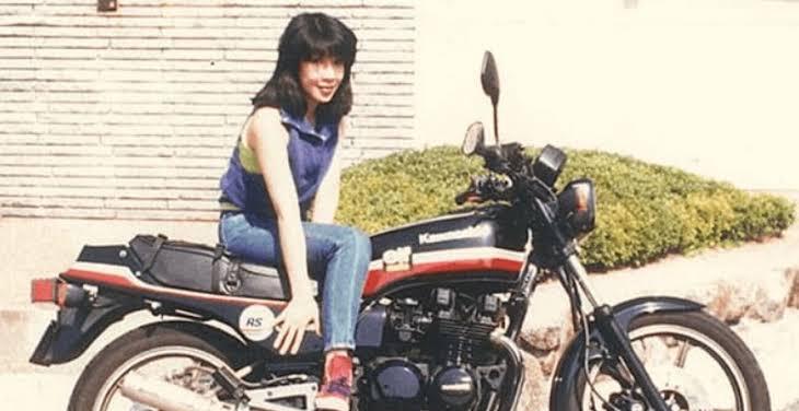 高市早苗，日本历史上首位女首相！无论是战争结束纪念日，还是每年的例行祭典，她都