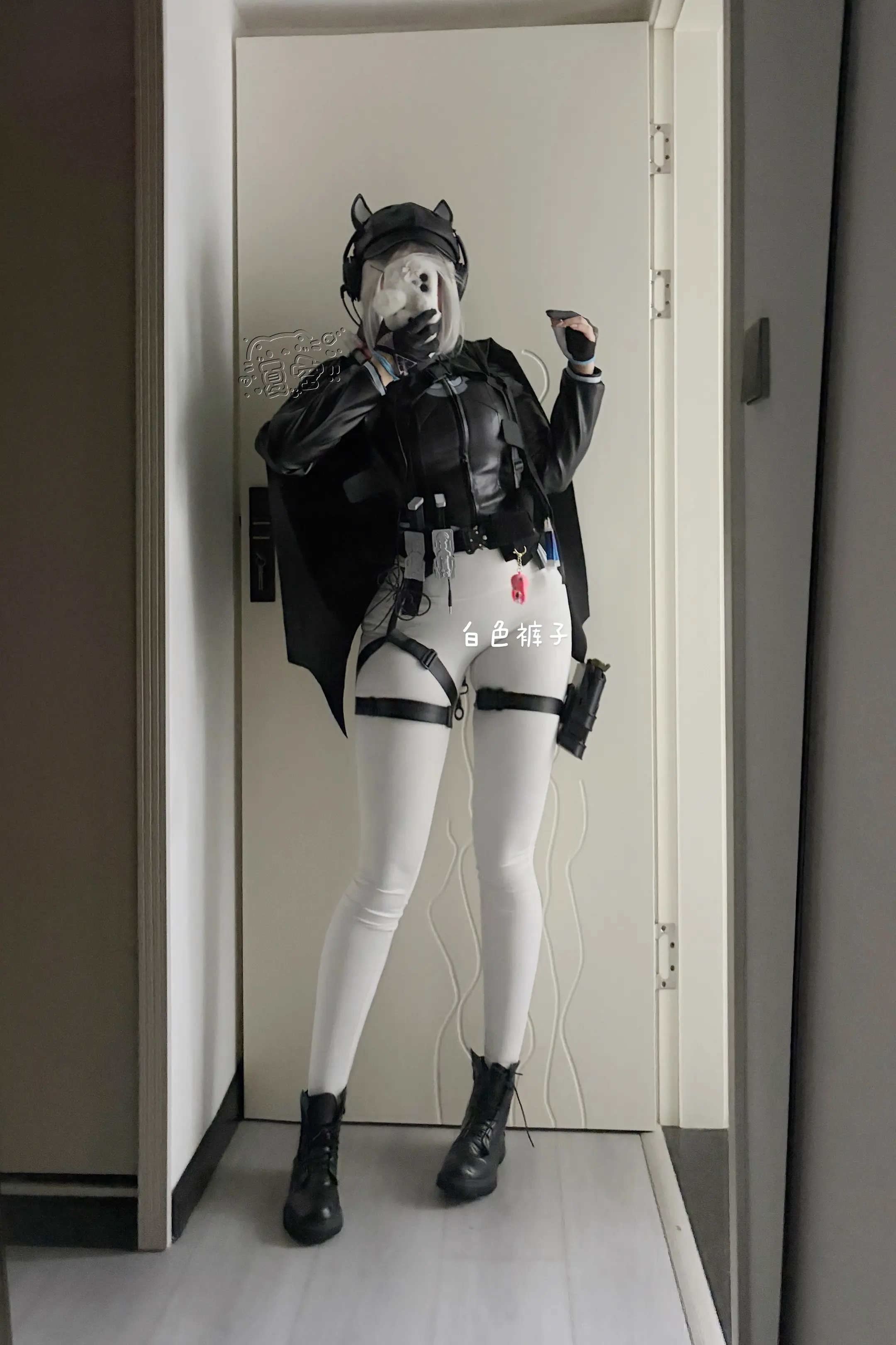 你总是这样。莫名其妙丢下一堆很唐的操作，让我一个人看着回放笑的崩溃，然...