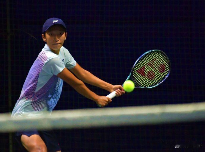 🎾2026中网资格赛即时战报✅18号种子🇨🇳尤晓迪以6-2、6-3战胜同