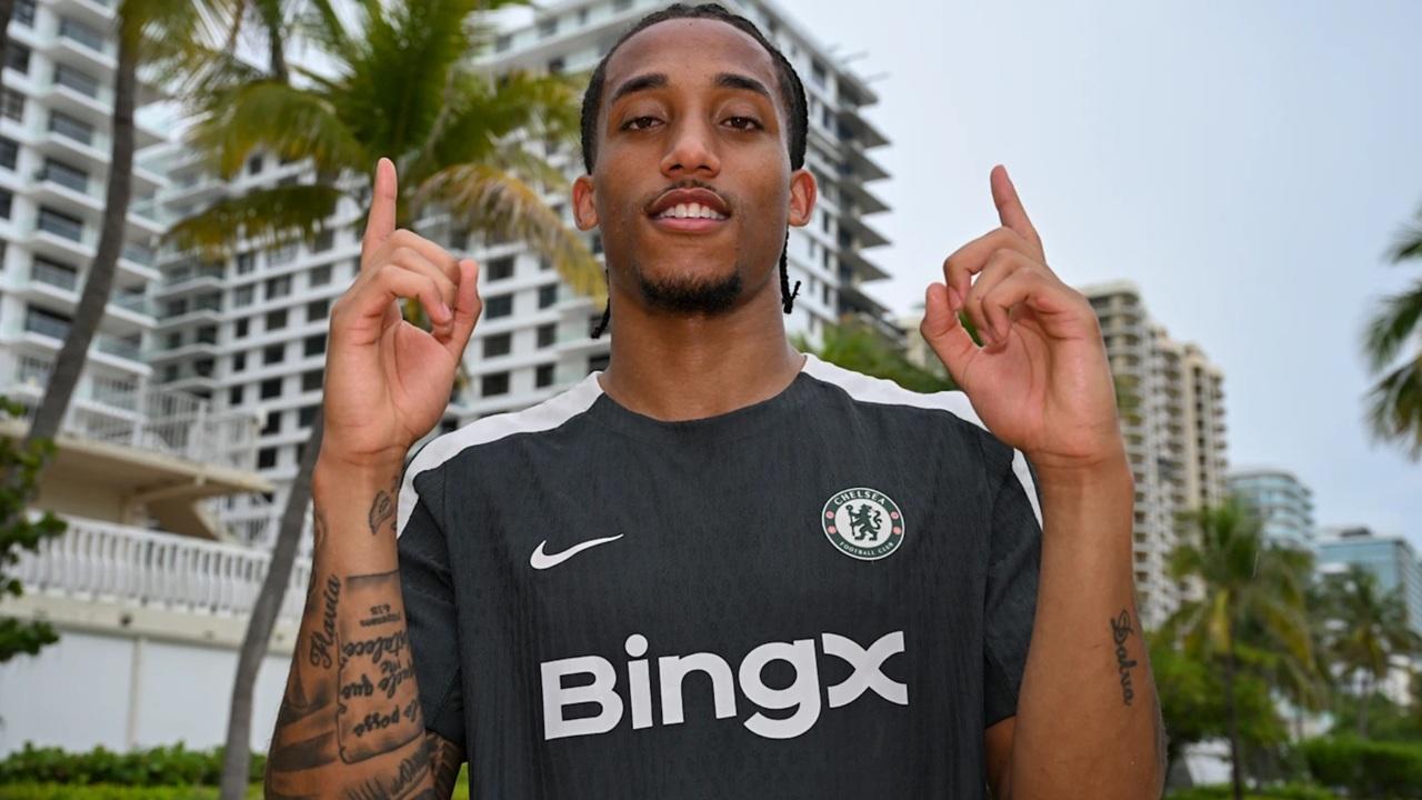 比赛发挥起伏过大的若昂-佩德罗，每场比赛的临场发挥堪称神鬼莫测，神时超神、鬼时超