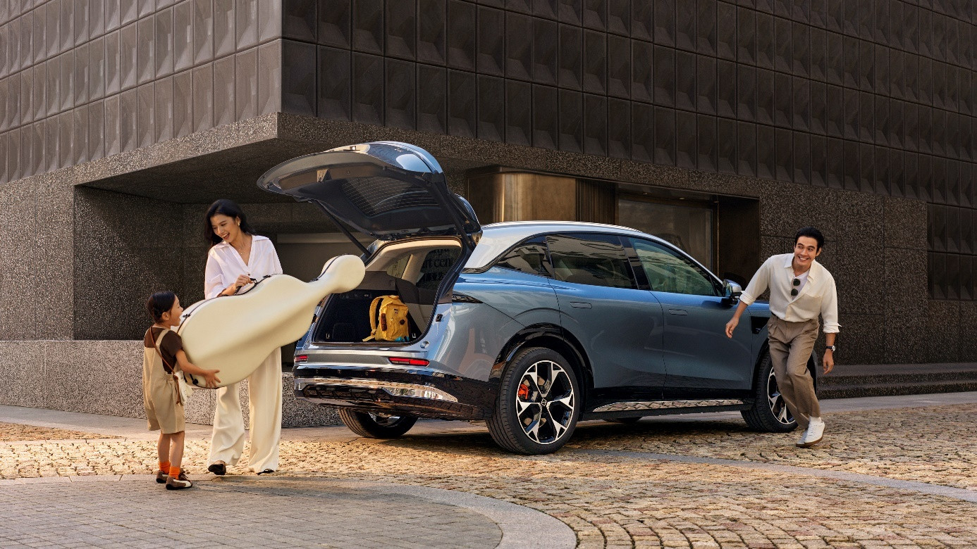 【极氪7X正式上市限时售价21.98万元起】10月28日，焕新极氪7X正式上市