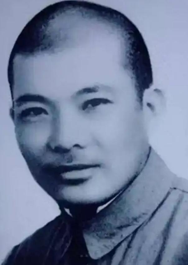 1941年，牛子龙杀掉了军统豫站站长，没过多久，上级请他喝酒，想借机除掉