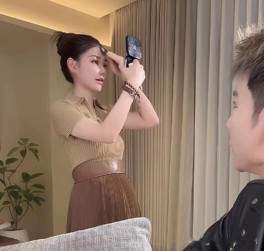 有的时候热度过去了，就是彻底的过去了。比如汪小菲这一家人，曾经有芝麻大点的事儿