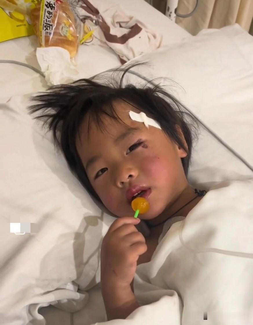 孩子就是这位大哥找到的！跨越一干多公里，无偿救援，毫不利己，一心救人，这是壮举