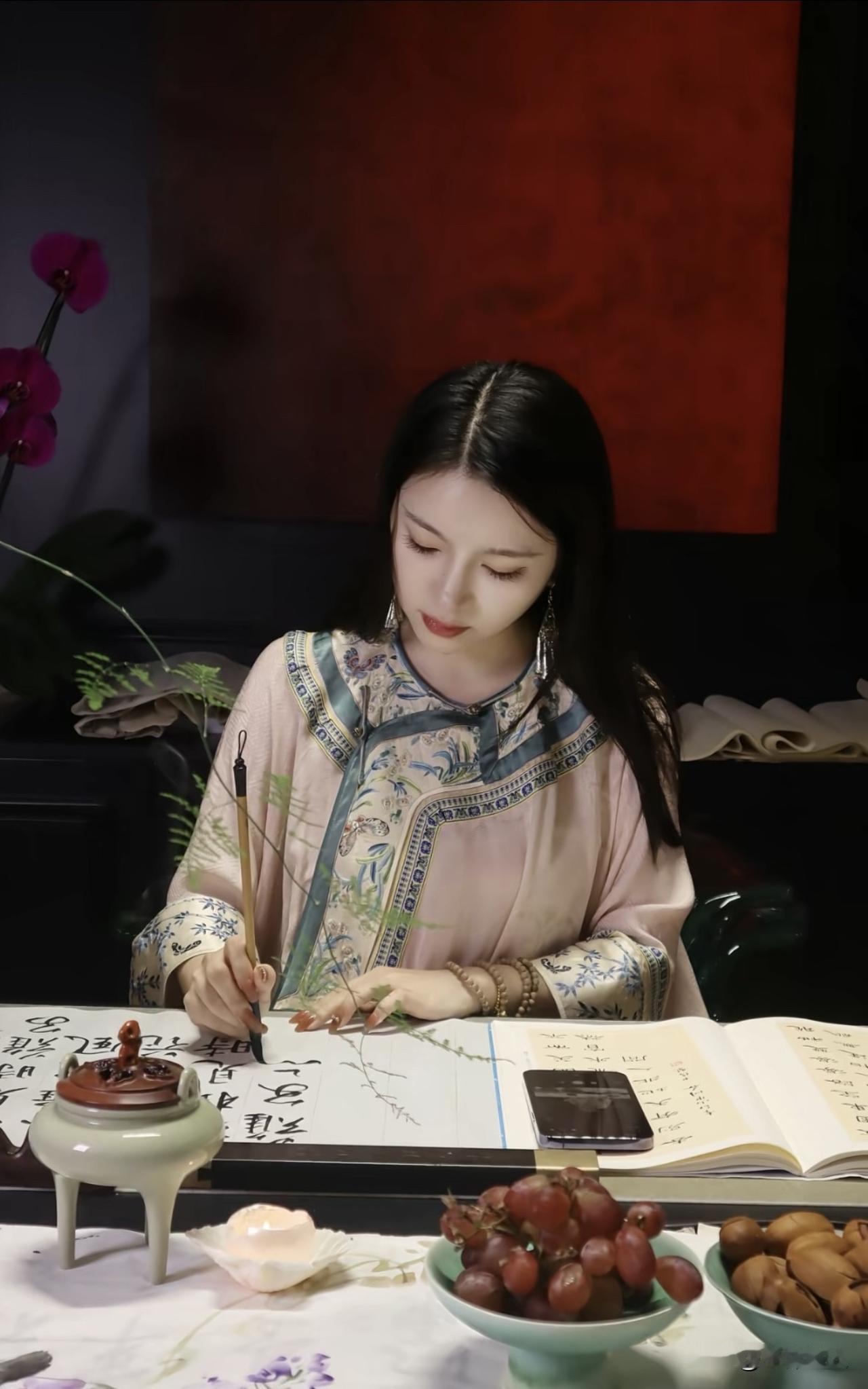 新思维：家长总愁眉苦脸，养不出孩子的春天刚刚在旅游景点，捡了一元钱，我兴冲冲