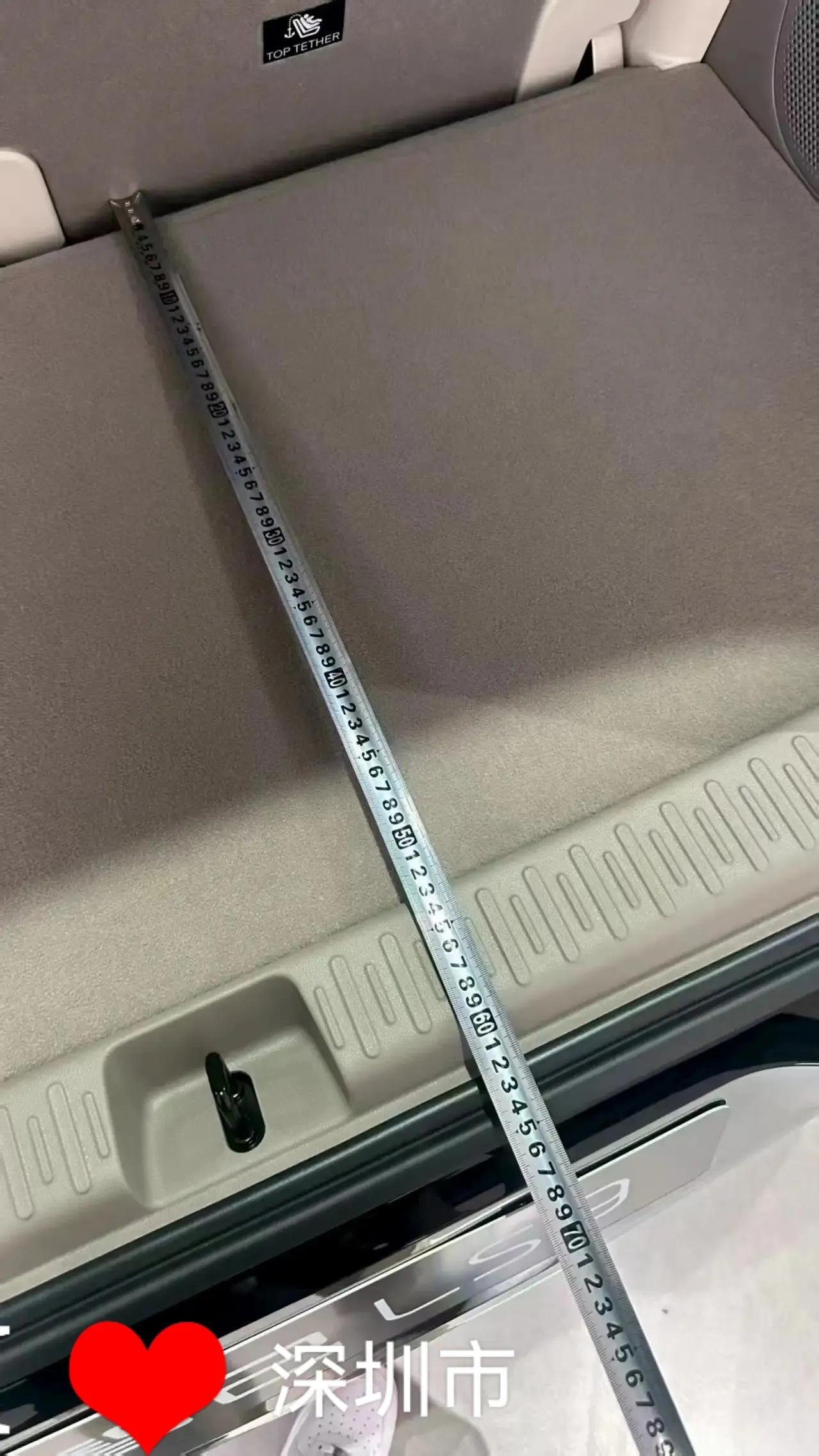 世界十大车企，日本占了两个，中国一个。第1名：特斯拉；美国第2名：丰田；