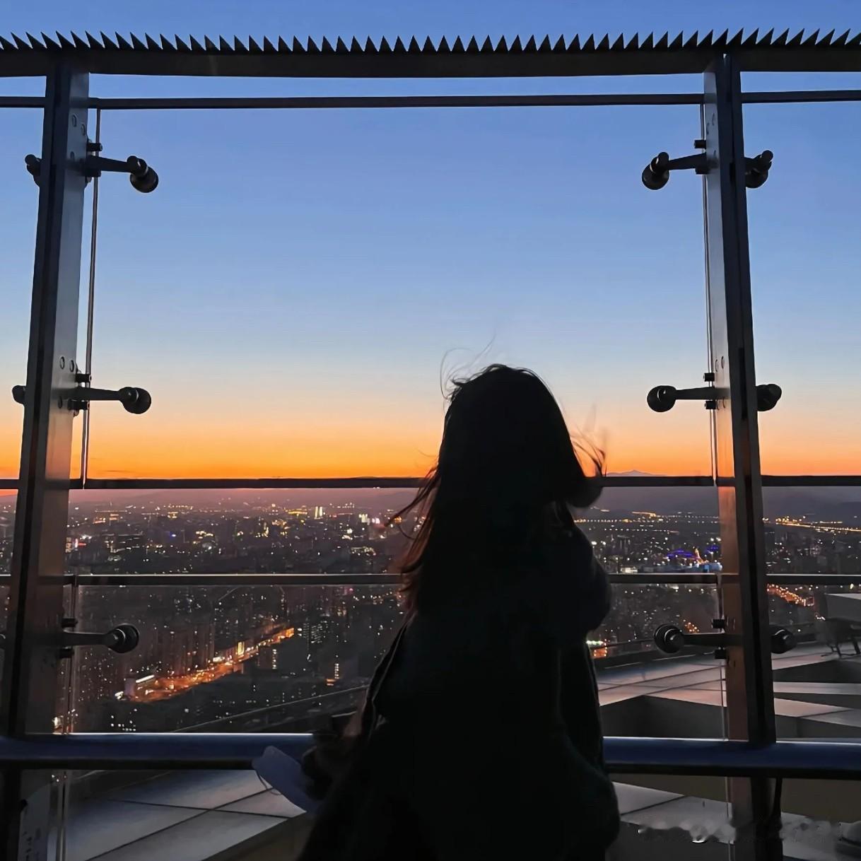 夫妻之间不要把日子过成这样1:没事不沟通，也没话可说，你过你的，我过我的，各