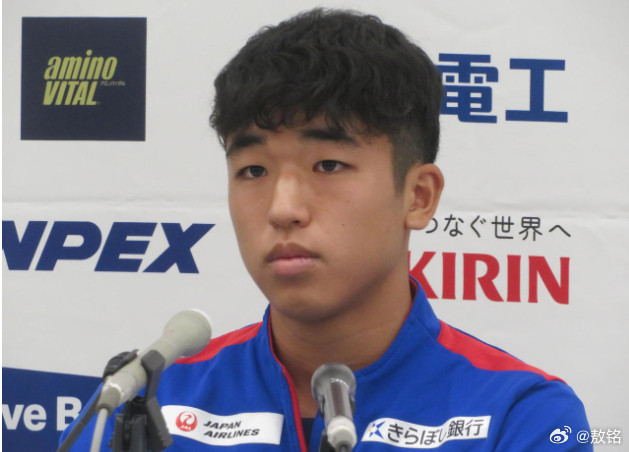 和平杯国际足球邀请赛日本J联赛的最年轻出场纪录是15岁零7个月22天，是东京F