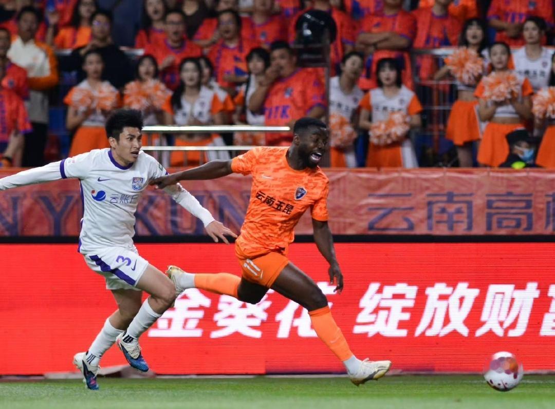 别闹了，怎么可能是假球呢，云南玉昆0-3天津津门虎，如果你看了比赛，绝对不会说这