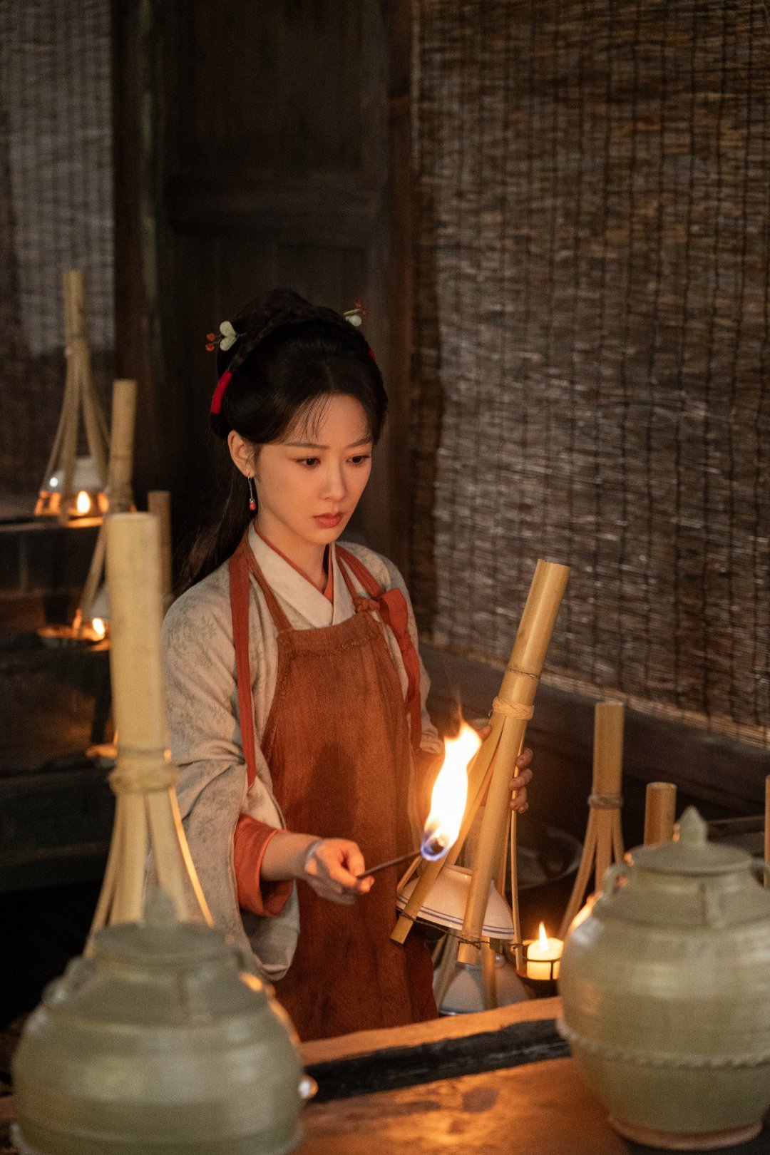 杨紫李祯主演的《家业》已更新至12集，感谢金主霸霸们支持，剧集热度持续攀升，观众