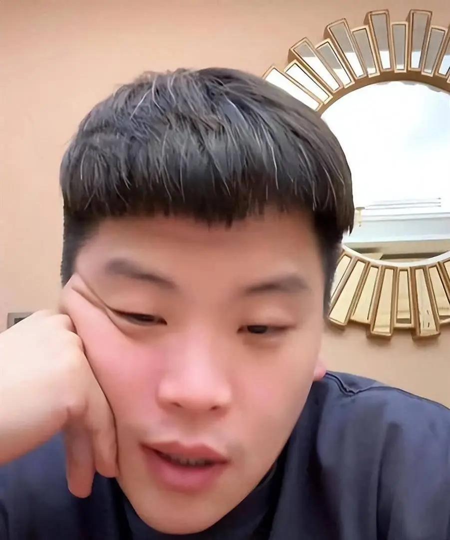 郝帅真是太敢说了，当年在国乒队的糗事，一股脑的都给抖搂出来了，不仅是樊振