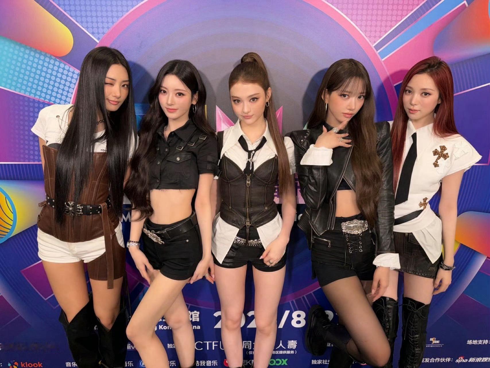 你们可以回来一点了女神。