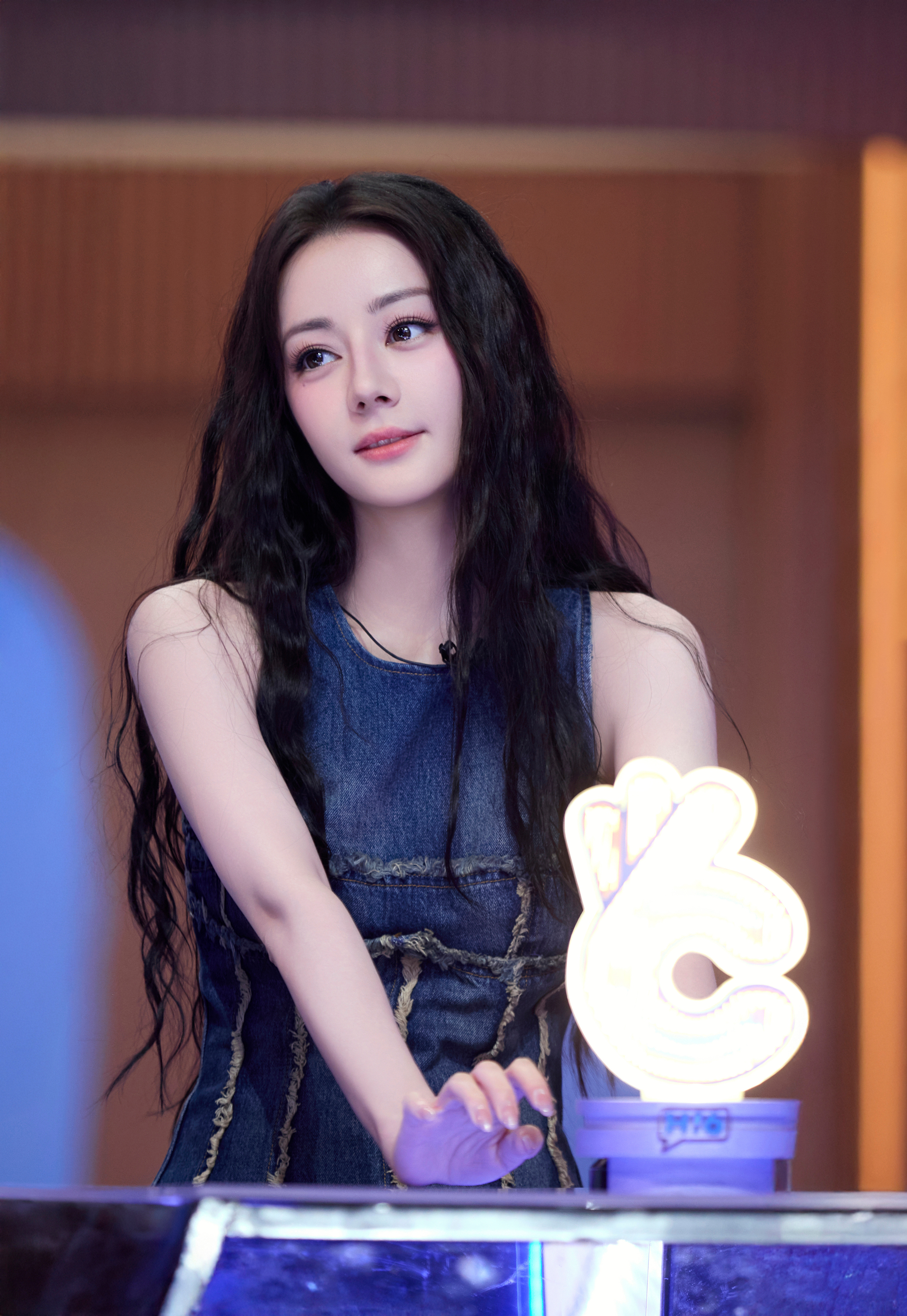 迪丽热巴千字长文告别白日提灯在复制粘贴的时代，你是手写的诗