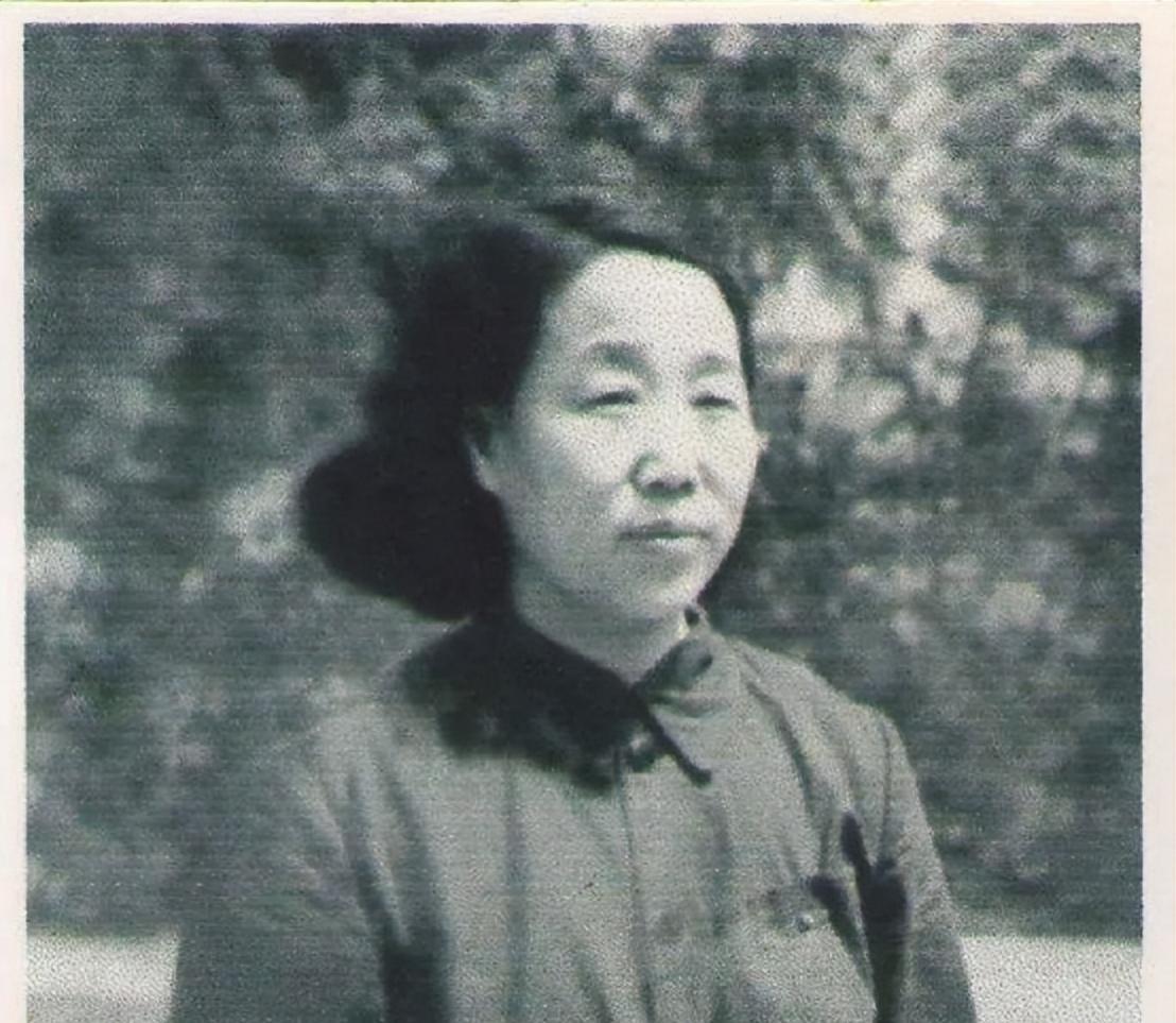 56年，毛主席忽然问周恩来等人：你们是否知道当年为我缝鞋的刘嫂子如今在哪里？1