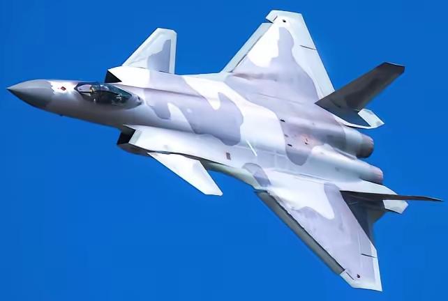 不要歼10C，埃及欲单价1亿美元购买歼20，中国救了伊朗一命，美公布重磅消息！