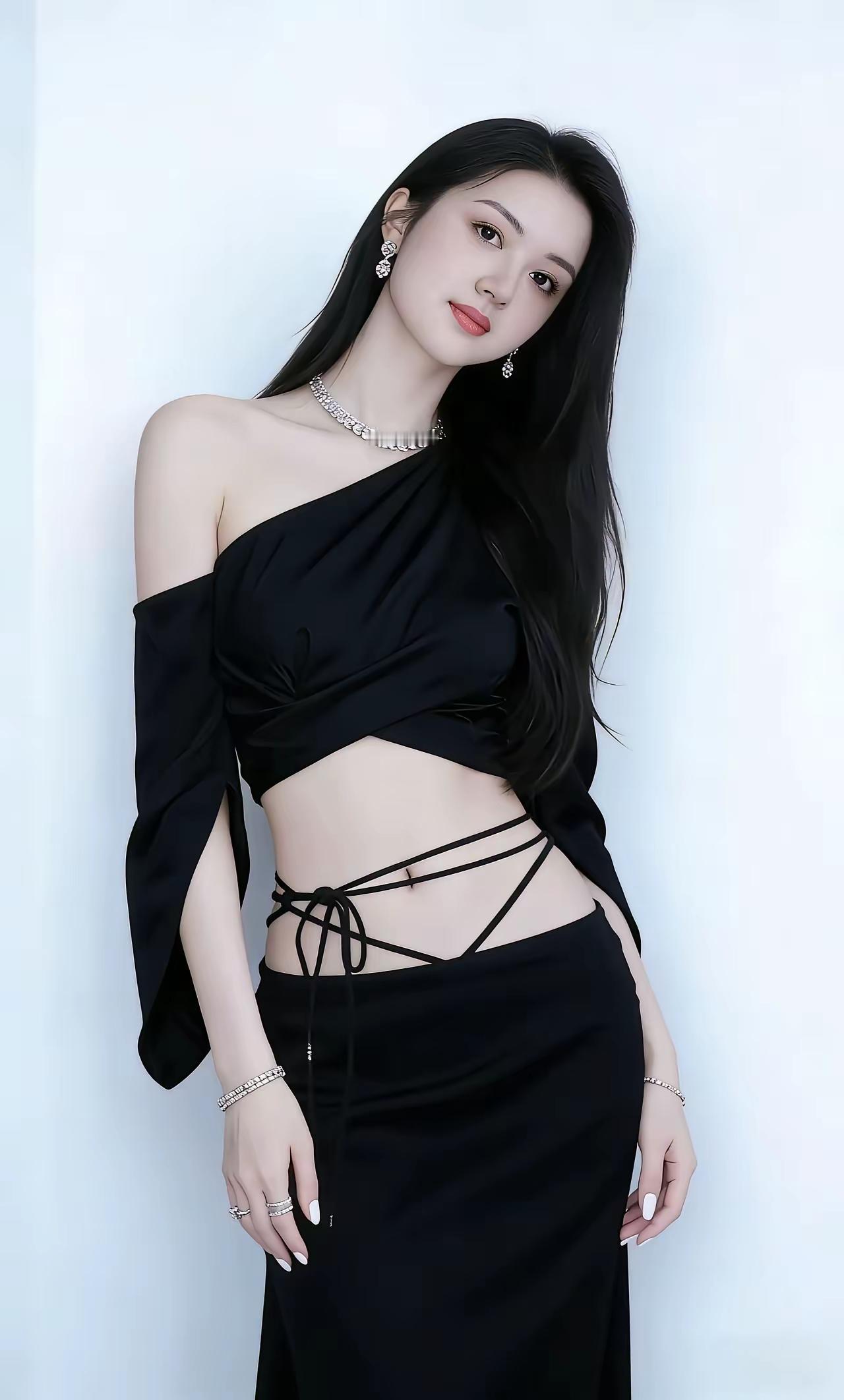 这位穿黑色露肩装的小姐姐确实时尚感拉满！就像杨超越穿的黑色露肩开衩紧身长裙，搭配