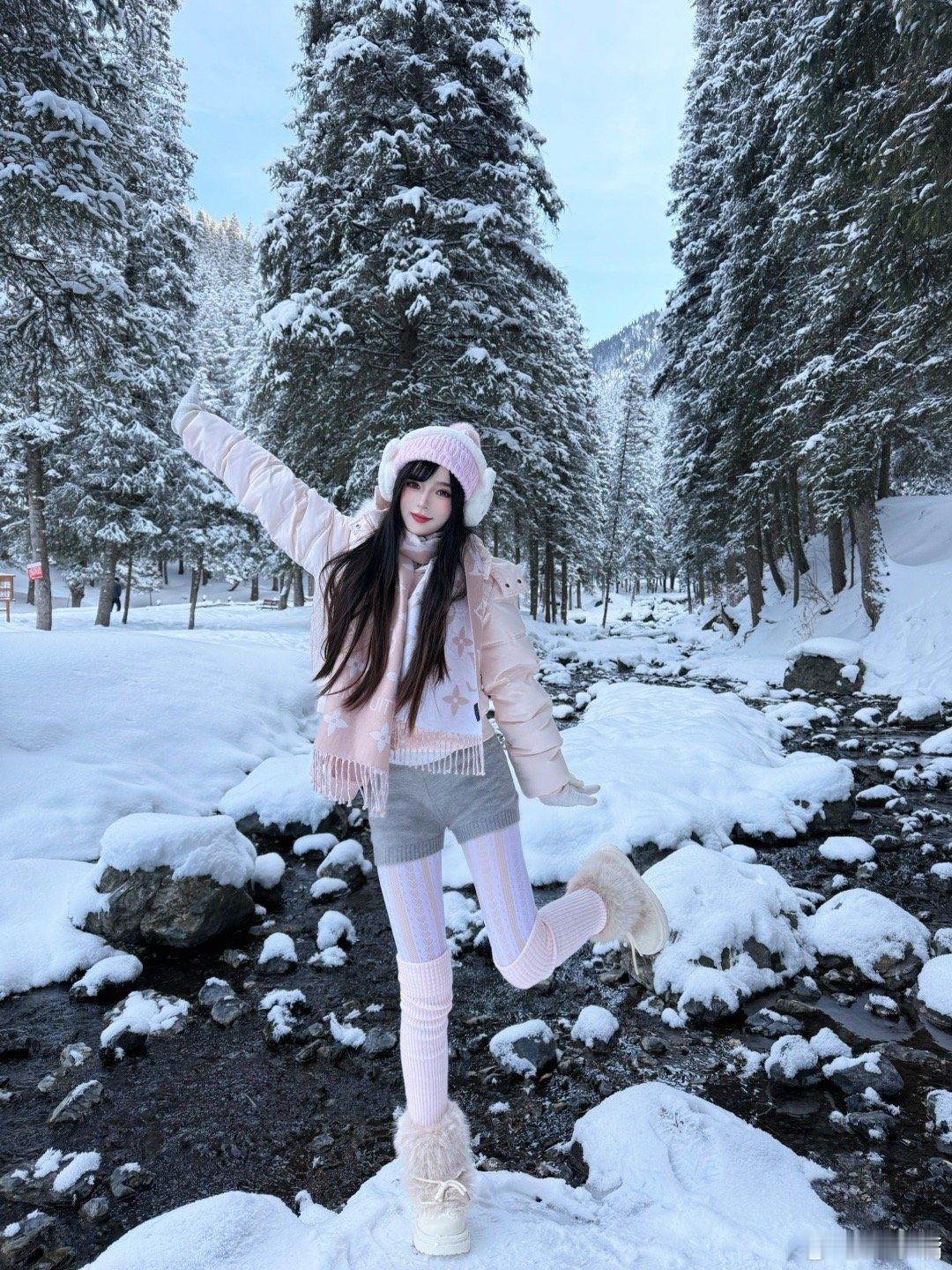 如果你也刚好看到雪那就当我们见过面吧.乌鲁木齐·庙尔沟瀑布