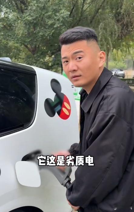 最近有关理想MEGA又起来一波莫名其妙的舆论了，前段时间理想MEGA的起火视频