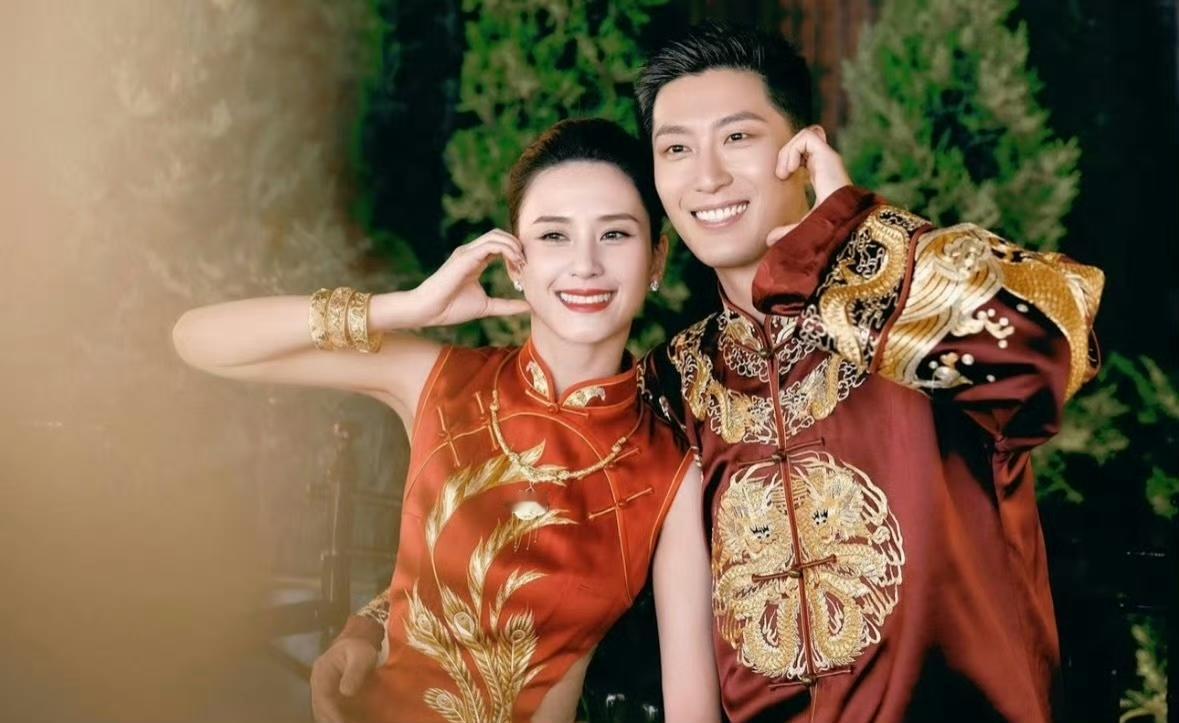 窦骁要是离婚了还真不觉得同情当初婚礼花了5000万很多人说，要是真离婚了，