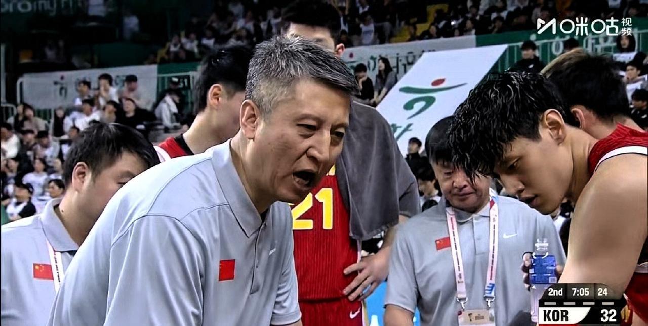 郭士强后悔了吧！打韩国队没带辽宁男篮球员，结果可想而知，半场输23分，恕我直言，