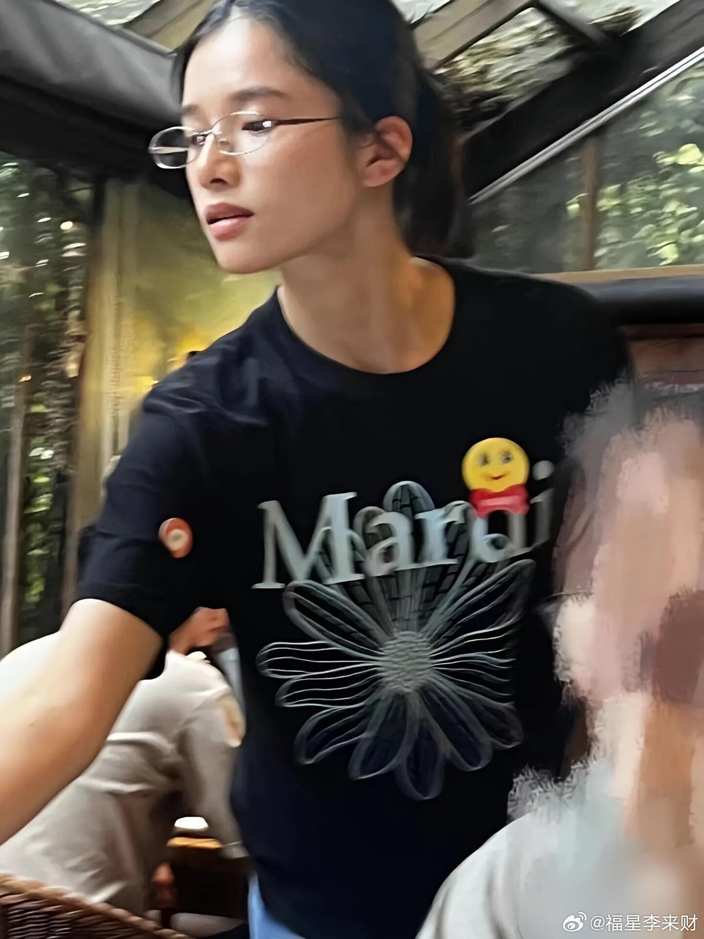 95🌸的素颜照一览：王楚然、赵露思、田曦薇、王影璐、张婧仪、周也、卢昱晓、虞书