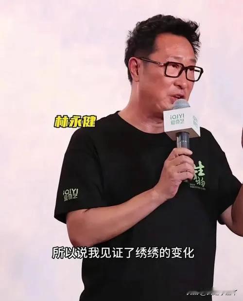 在热播剧《生万物》里，林永健演技堪称炸裂。他饰演的封二，将老农民的精明算计诠释得