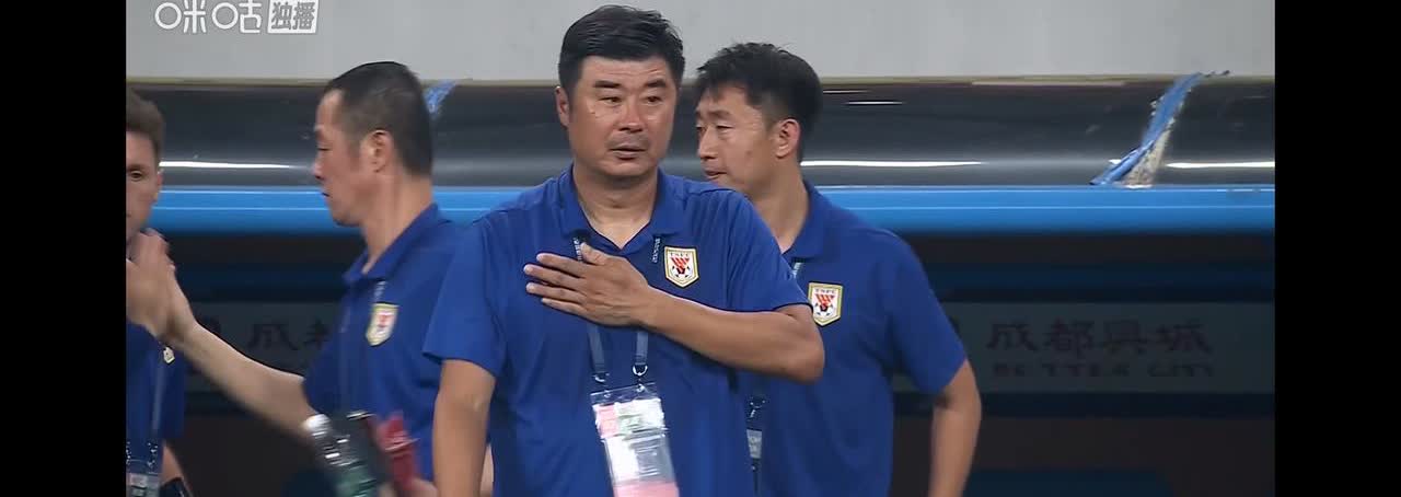 泰山队应尽早拿下克雷桑、王大雷。无论他俩实力有多强，身价有多贵。泰山队的