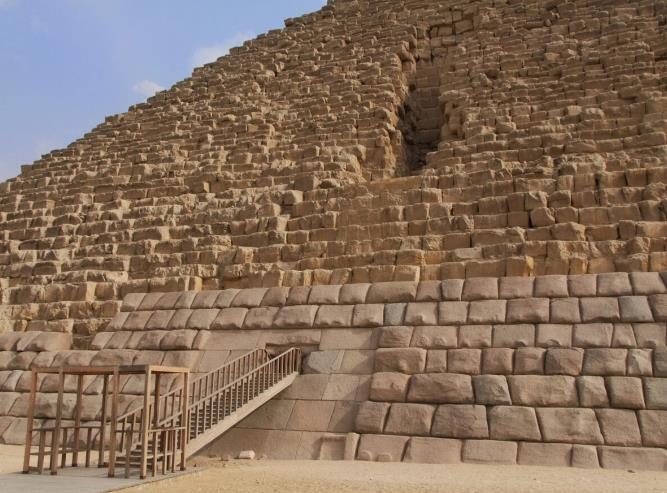 金字塔真的是法老陵墓吗？3000年前的建造者，可能比我们想象中更复杂提起埃及金
