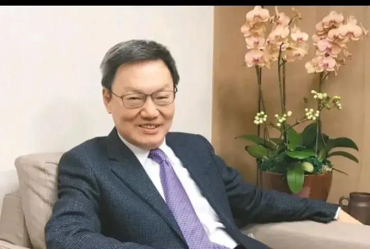 苏起重磅发声！年内统一论断敲醒岛内，两岸大势早已难逆转作为“九二共识”提出者