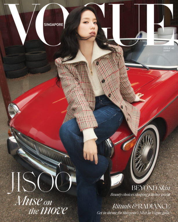 金智秀JISOOVogueSingapore10月刊封面​​​