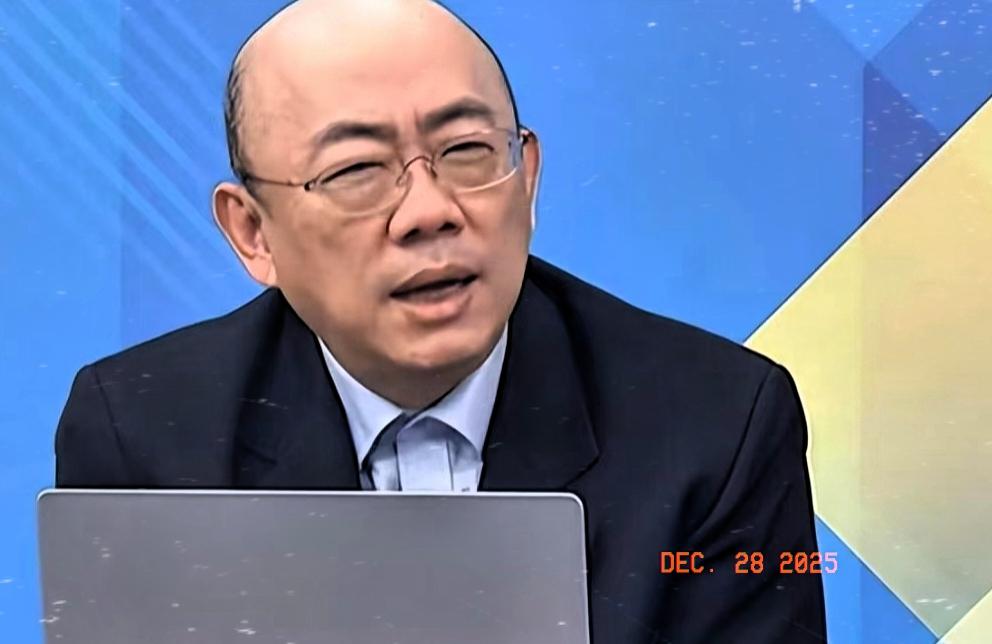 郭正亮这步棋，太妙了！谁能想到，一场看似普通的出行建议，藏着跨越海峡的历史共鸣？