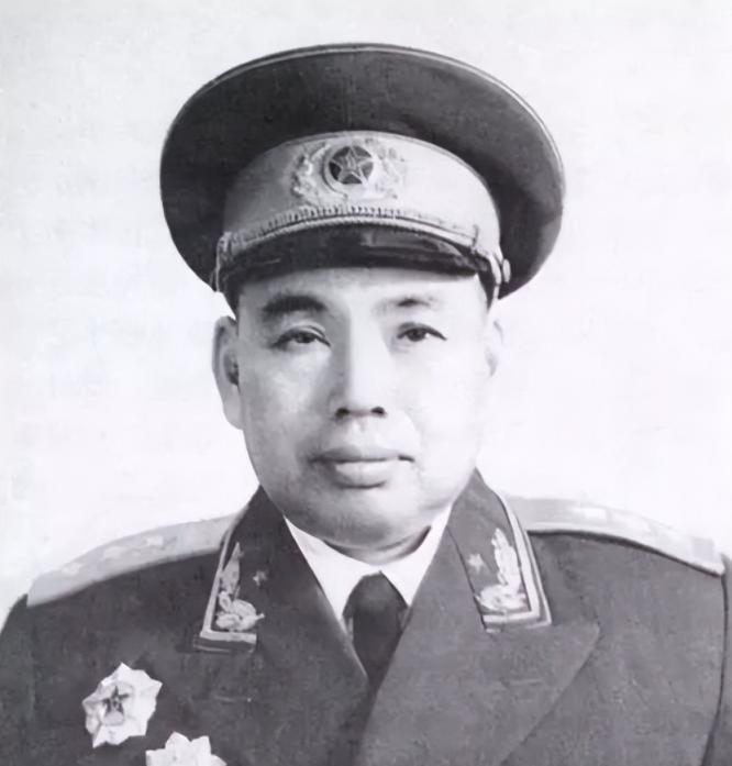 1981年南京军区司令聂凤智向许世友提出特殊请求，许世友坦言自己真的感到很为难！