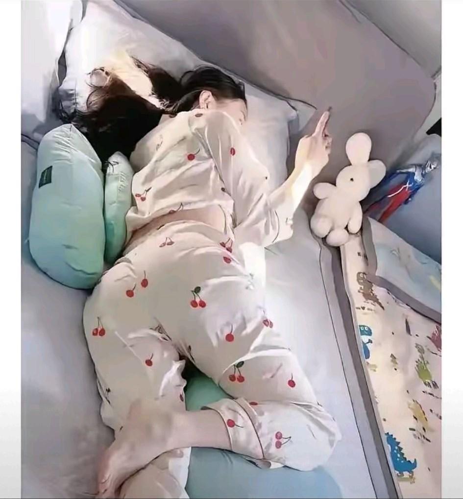 有知道美女身后的东西是用来做什么的吗？