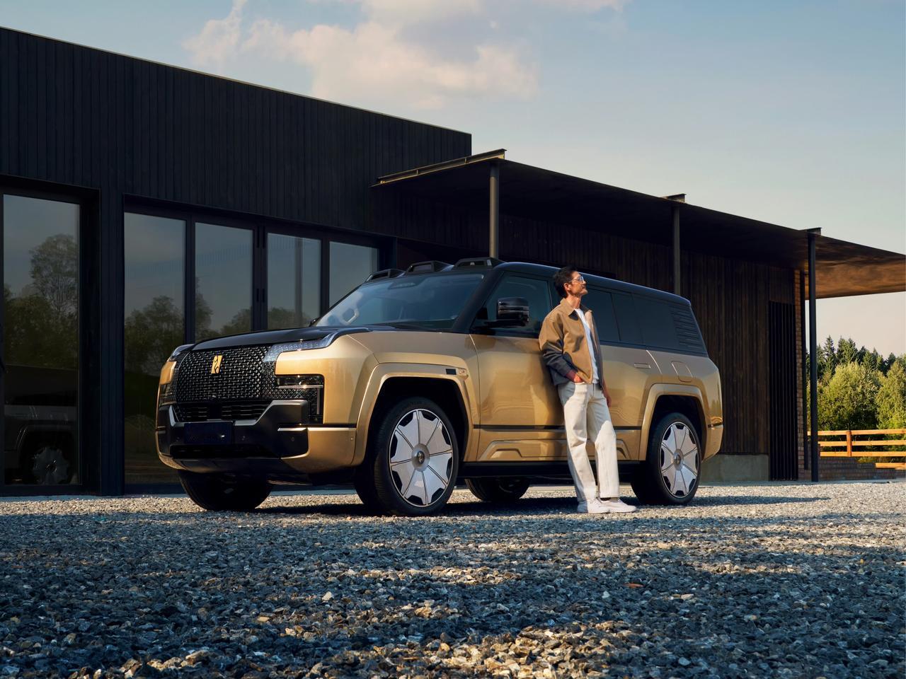 仰望汽车月销量703辆车不过分吧？11月份的仰望汽车确实做到了，而且每一辆都是百