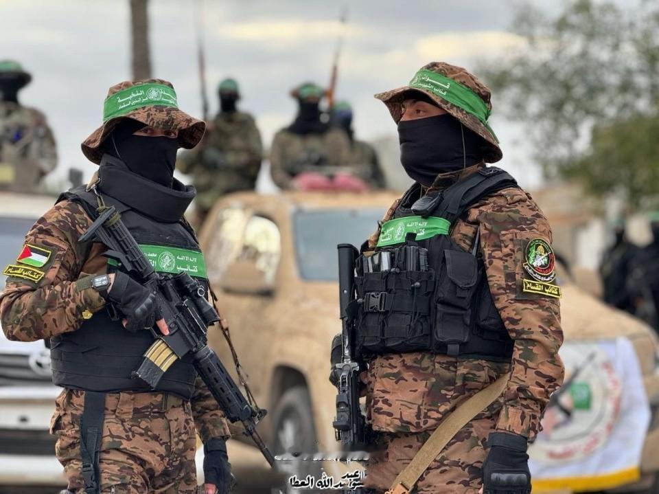 打了两年，人财两空，哈马斯终于看清形势，宣布将解散加沙政府哈马斯终于看清了当下