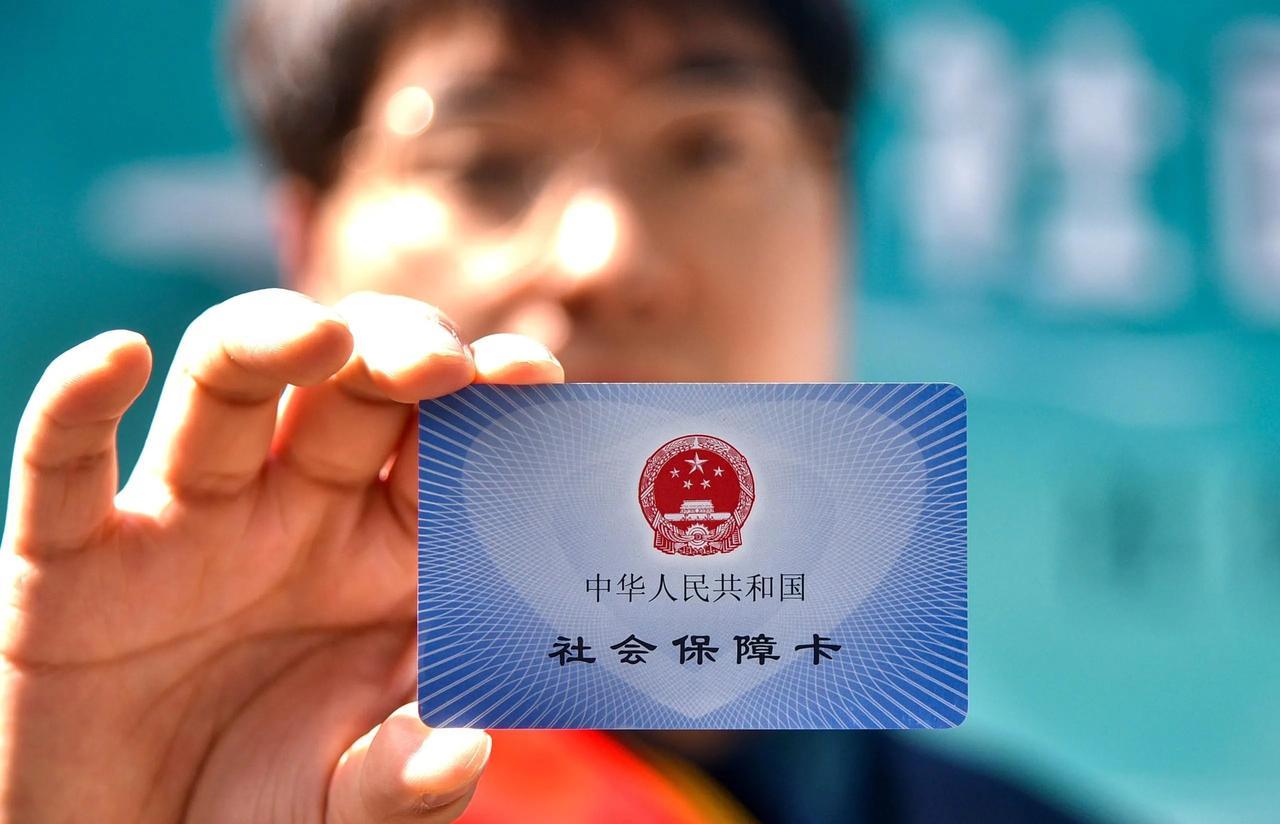 亲戚的社保增资到账了，共518元，平均下来每月74元。社保增资政策出台之后，他每