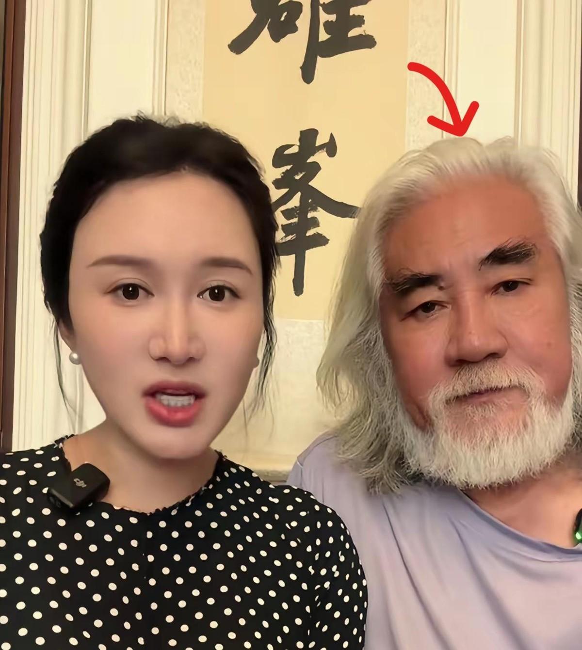 9月5号晚上那场直播，44岁的杜星霖对着几万双眼睛撂下一句话：正在备孕第五胎，要