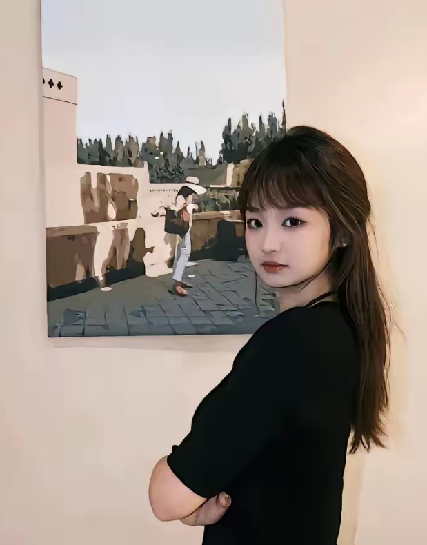 不得不说，杨瀚森的这个小女朋友还是挺厉害的。男朋友去美国打球，她肯定是会担心的，