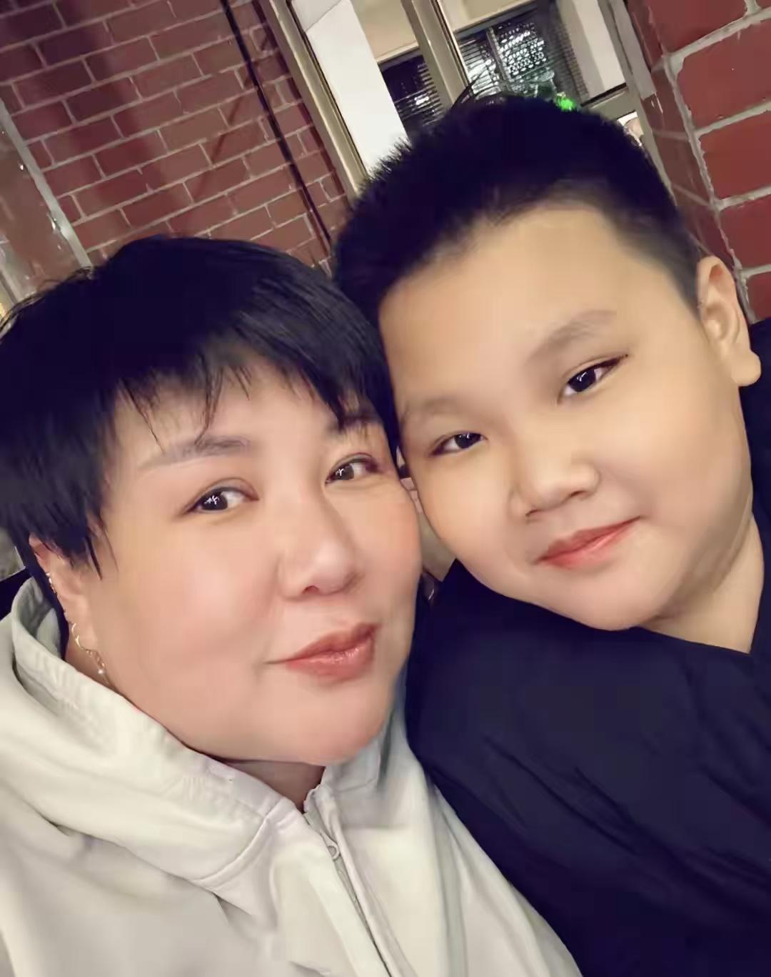 郭德纲老婆凌晨发文！晒郭汾阳新照，触景生情！王惠时隔两年再次带着郭汾阳去海南