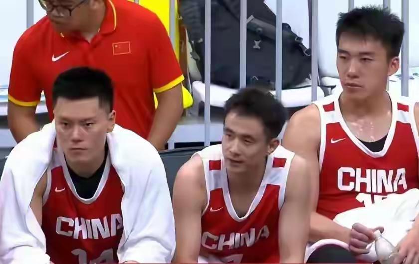 中国男篮这水平还想参加世界杯，算了吧……！中国男篮77-84不敌新西兰队，篮
