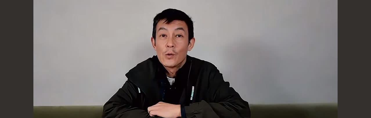 这……谁还分得清哪个是陈冠希，哪个是赵本山啊？陈冠希今年不是才45岁吗，