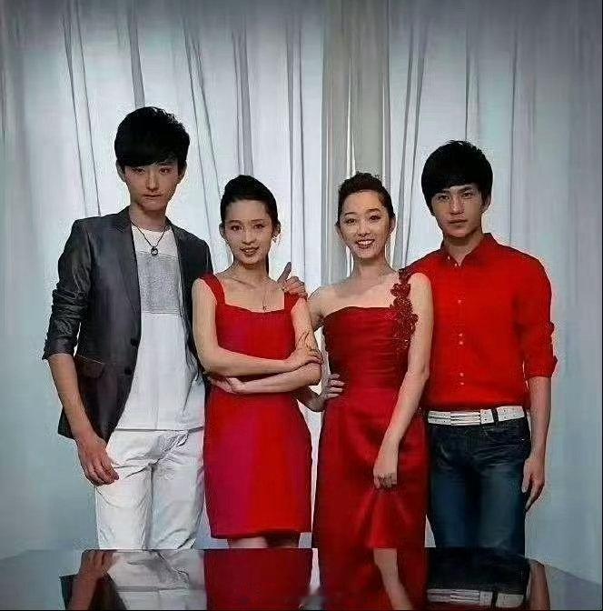 当年这四个小孩，现在都火的不得了