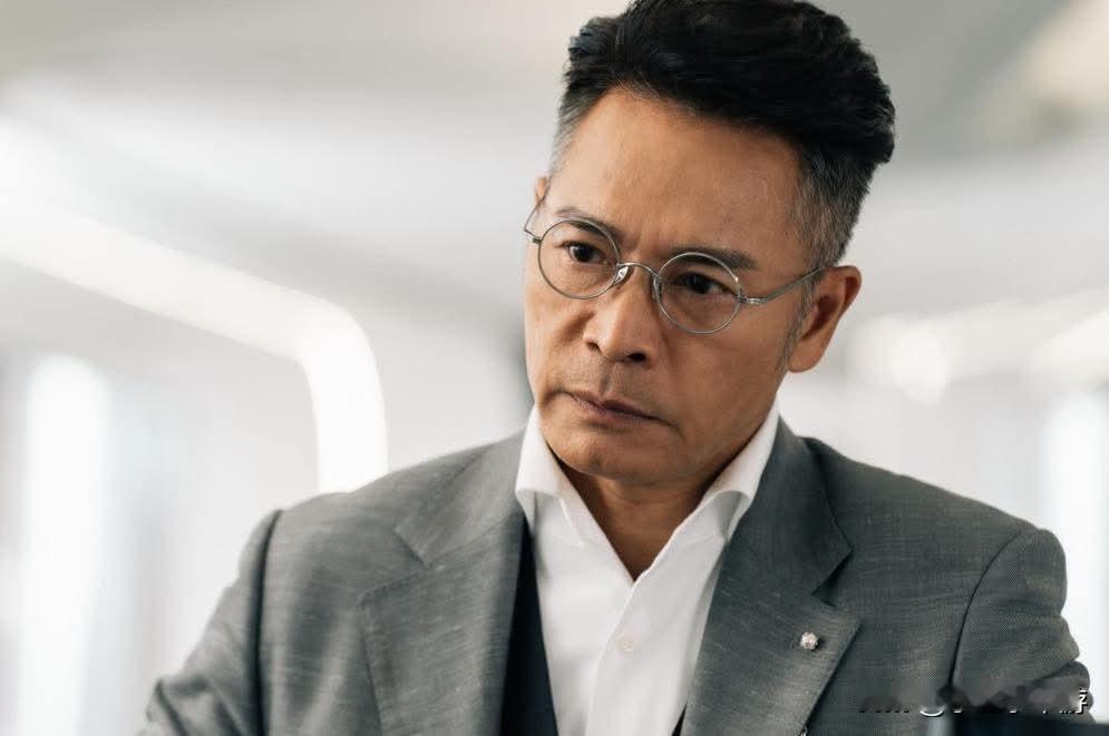 中国香港艺人郭晋安确认已离巢TVB。他表示：“谢谢大家的关心！也明白大家觉得可惜