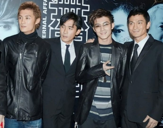 陈冠希是很多女生都喜欢的类型吧，帅的太突出了