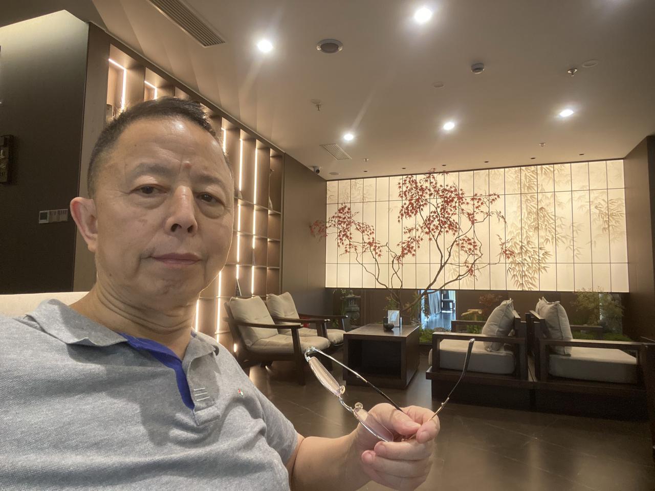 乌军三天三打莫斯科！各位网友晚上好！今天我向大家播报：乌军三打莫斯科。我们知