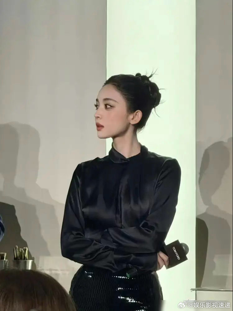 古力娜扎，没爆款剧，却拿下TF、YSL，凭什么？昨天上海，TOMFORD活动