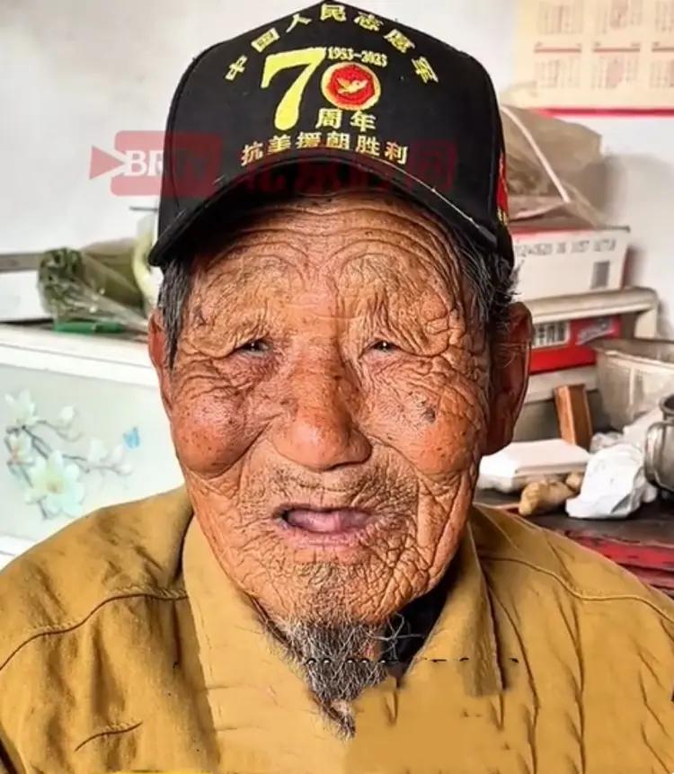 蹇兆增，男，山东沂源人，中共党员，抗美援朝老兵，曾任中国人民志愿军第26军