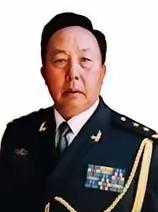 何其宗，1943年3月生，四川营山人，1961年8月参加中国人民解放军，1965