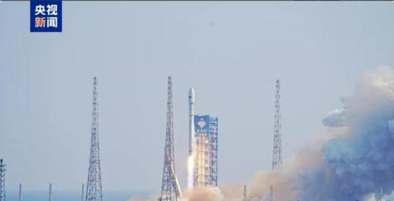 突发特讯！好消息，中国航天通告全球：我国成功发射卫星互联网低轨19组卫星！引发全